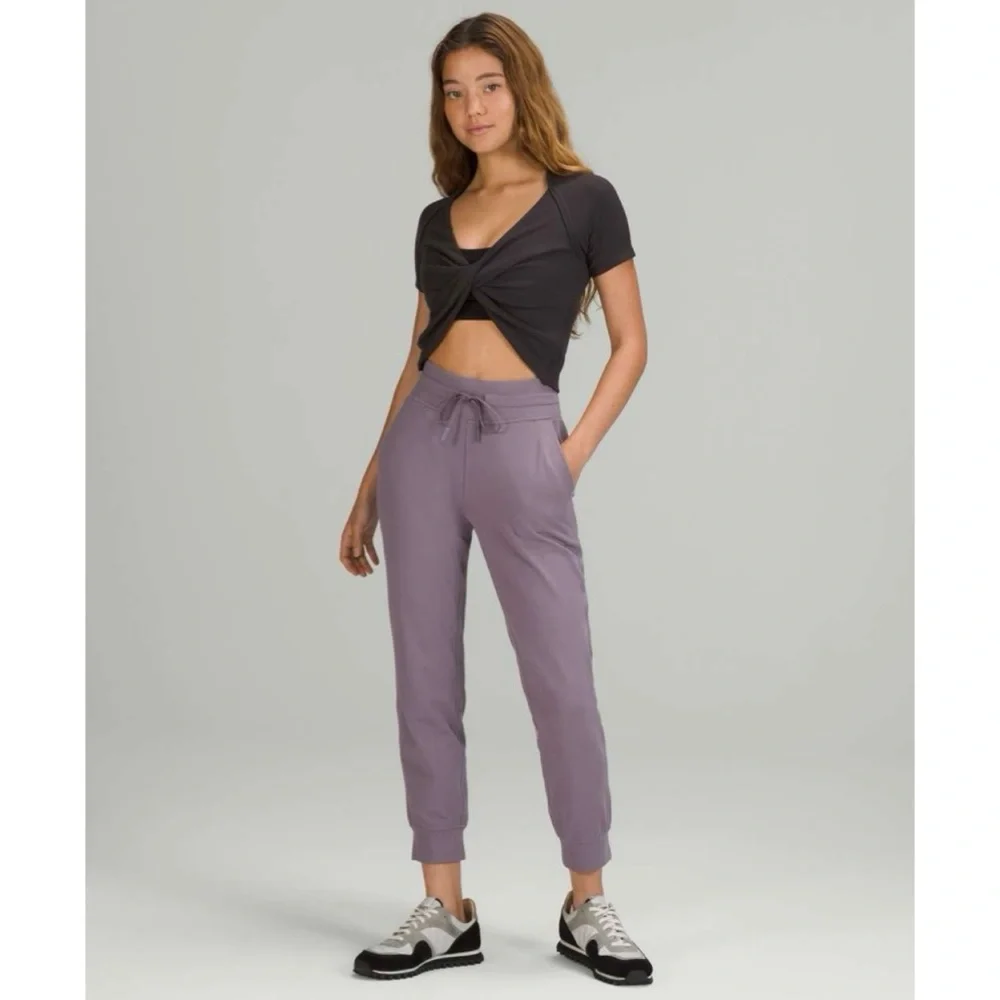 Lululemon‎ Women’s 28” Ready to Rugu Joggers Frosted Mulberry 4 $98.00